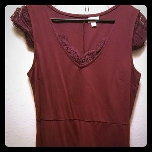 Woman's fitted dress with lace accents